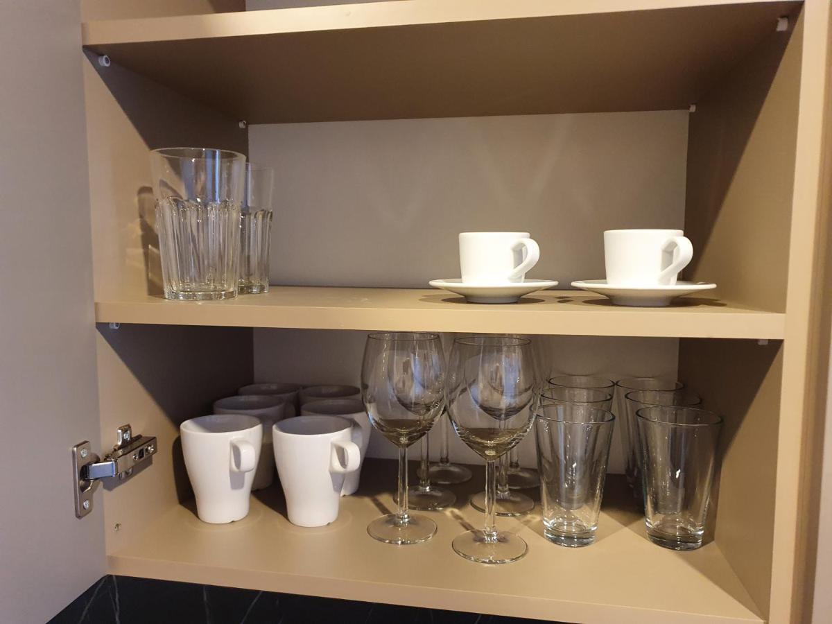 Apartment Ceglana Park -parking W Hali Garazowej- Piekne Nowe Osiedle